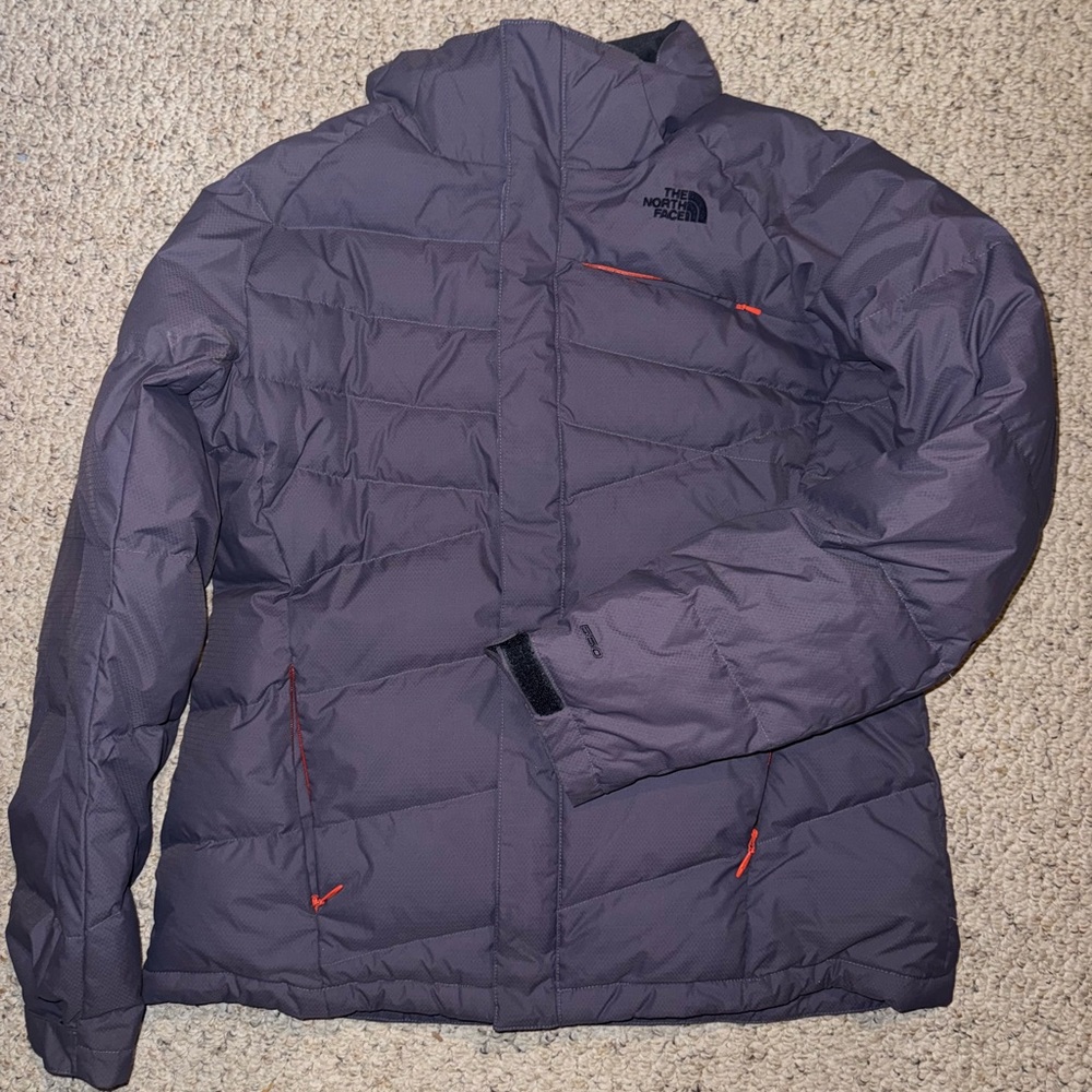 The North Face Women's Puffer Jacket - Gray and Red Accents